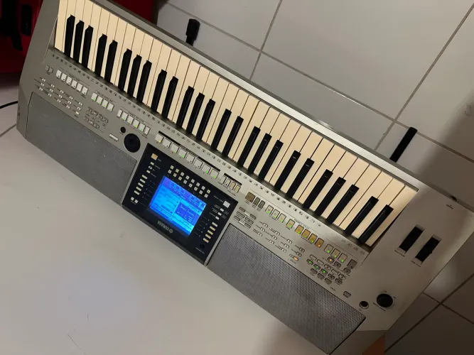 TECLADO YAMAHA - PS710 (OPORTUNIDADE ÚNICA)!!!