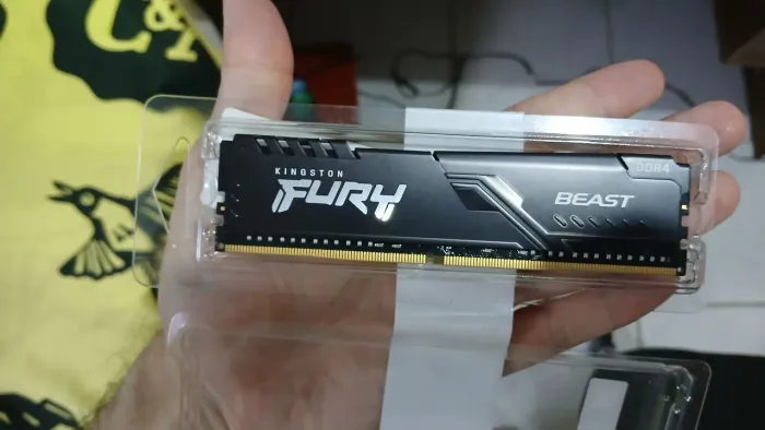 DUAS MEMÓRIAS RAM KINGSTON 32GB (2x16) (com nota fiscal)