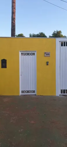 Kitnet mobiliada perto do Centro para uma pessoa só.