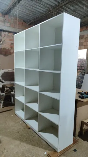 Montagem e reparos de móveis 