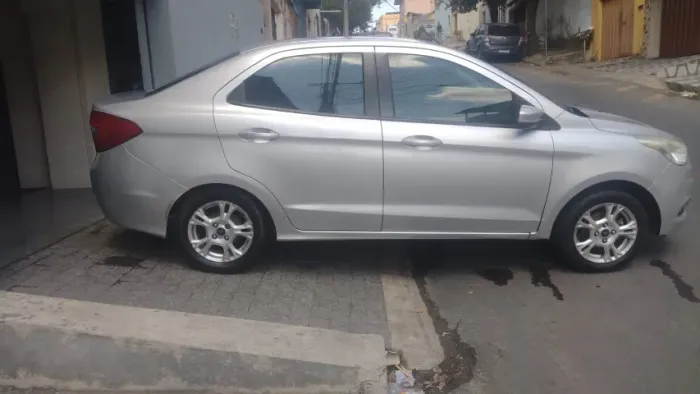 Ford KA+ Sedan 1.5 SEL 16V Flex 4P 2016