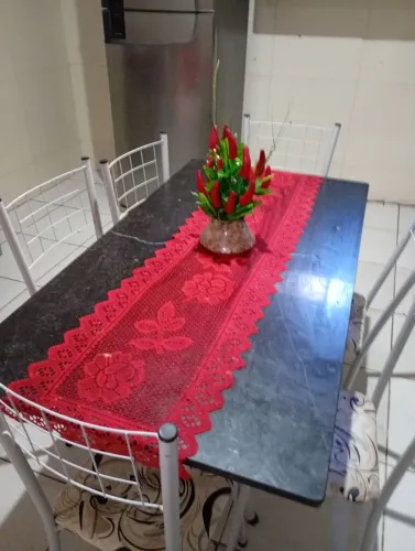 Mesa e 6 cadeiras