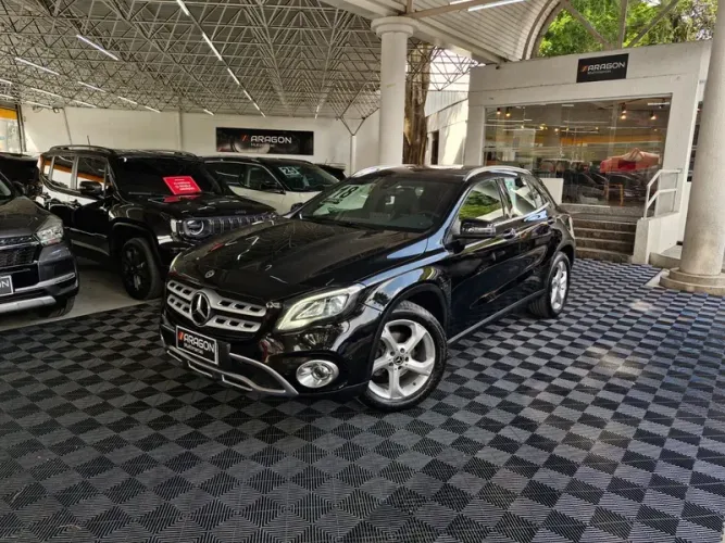 Mercedes-Benz GLA 200 Adv. 1.6/1.6 TB 16V Flex Aut. 2018