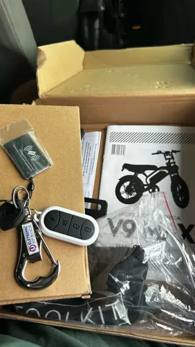 Vendo bike elétrica v9 max semi nova