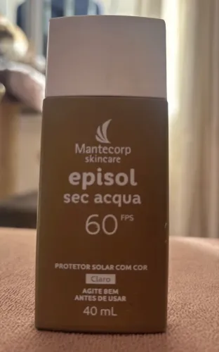 protetor solar com cor mantecorp episol sec acqua fps 60