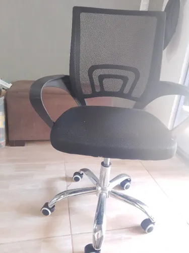 Cadeira de Escritório Giratória