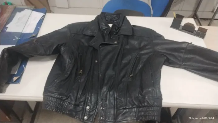 BLUSÃO DE COURO MASCULINO 