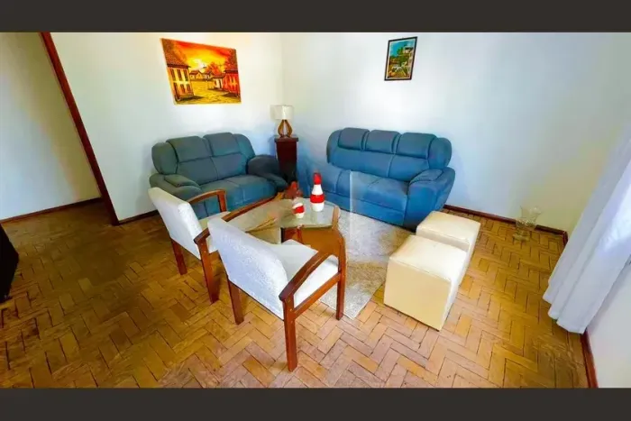 Casa à Venda - São Francisco, 3 Quartos, 500 m2