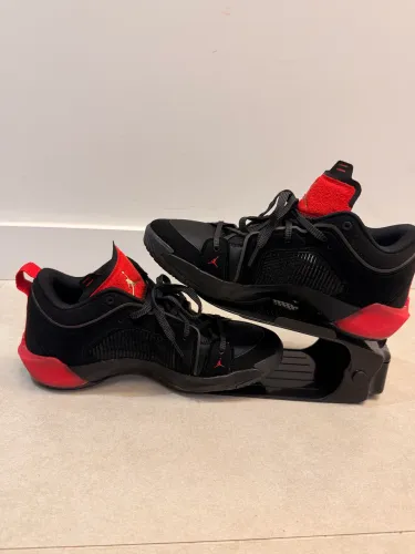 Air Jordan 37 Low Bred