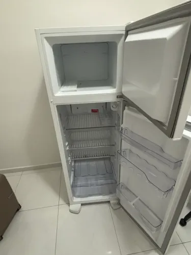 Geladeira usada 127vw
