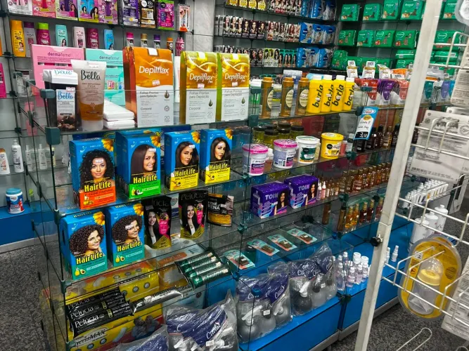 SÓCIO FARMACÊUTICO PROCURO