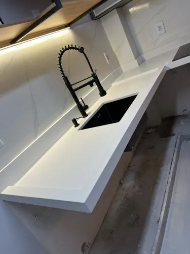Orçamentos por m2 quartzo granito mármore