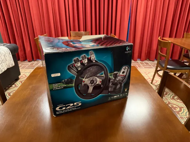 Volante Logitech G25 Completo - Simulador - Excelente estado