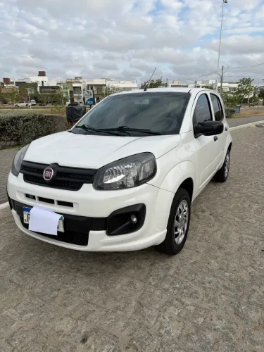 Fiat Uno Attractive 1.0 EVO Fire Flex 8V 5P 2021