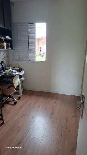 Dividu aluguel para moça.