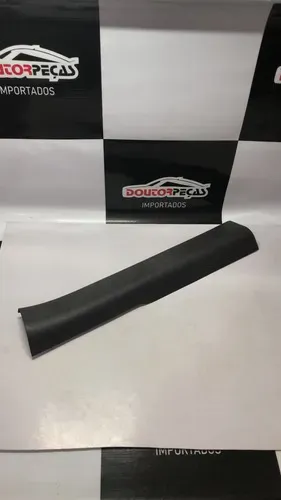 Soleira Dianteira Esquerda Nissan Kicks 2018