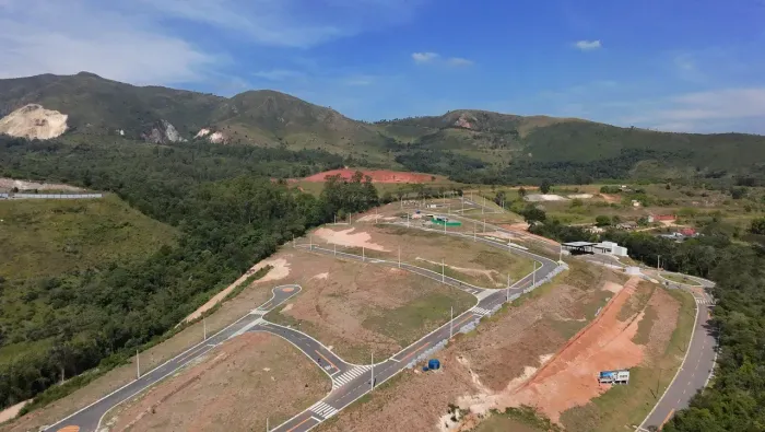 Lotes a partir de 300 m², em condômino fechado na região de Pirapora B. Jesus, Santana de
