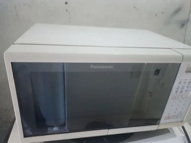 Microondas Panasonic muito bom