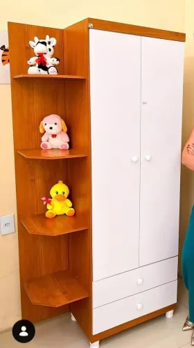 Vende-se guarda roupa infantil 