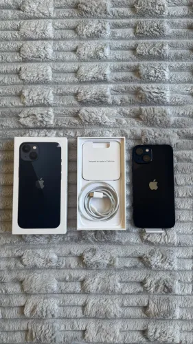 Apple iPhone 13 (256GB) Meia-Noite