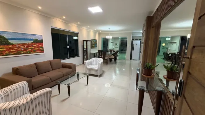 VENDA Casa condomínio no Dahma