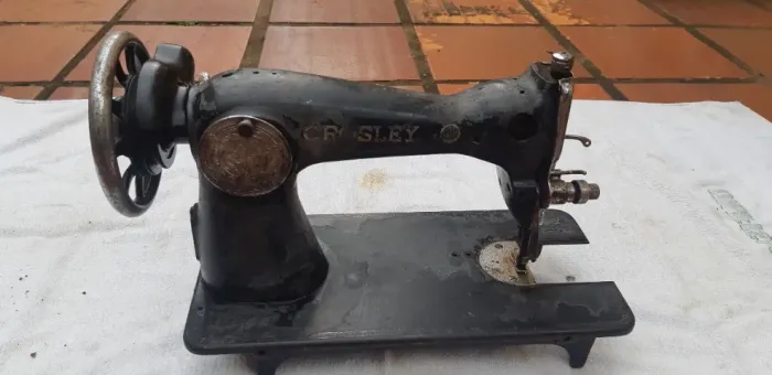 Máquina de Costura Antiga Para Decoração