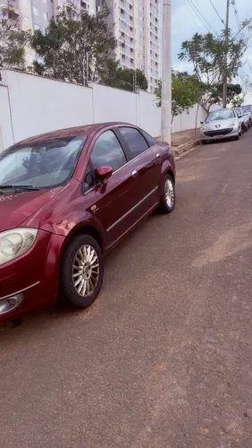 Fiat Linea 1.9/ HLX 1.9/1.8 Flex Dualogic 4P 2009