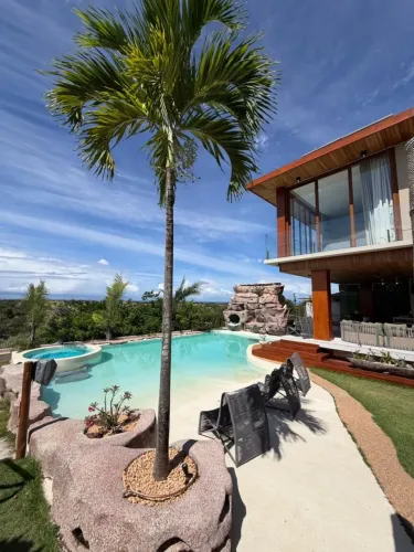 Casa para Venda em Mata de São João, Praia do Forte, 5 dormitórios, 5 suítes, 5 banheiros,