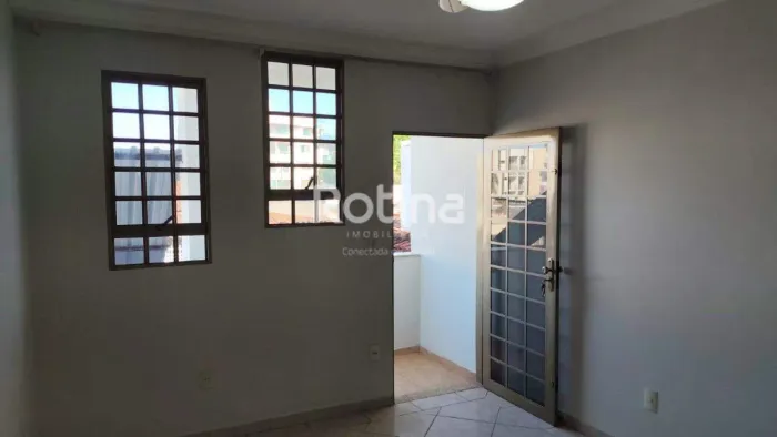 Apartamento para alugar, 3 quartos, Brasil - Uberlândia/MG - Rotina Imobiliária