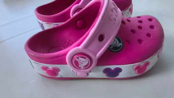 Crocs Minnie 22