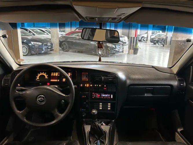 Chevrolet Omega CD 4.1 / 3.0 1994