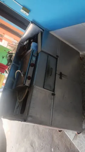 Carrinho de Lanches e Lancheira de Inox com Chapa a Gás + Acessórios