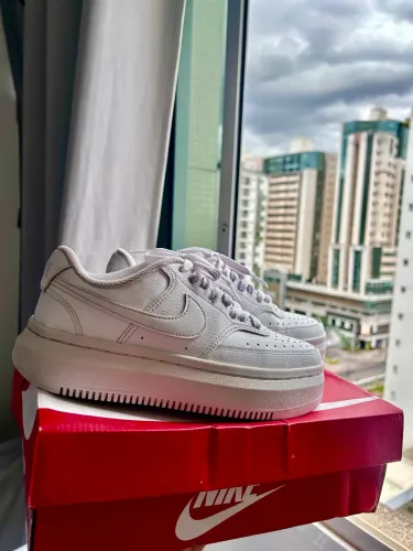 Tênis Nike Court Vision Alta LTR - Feminino (Tam 35)