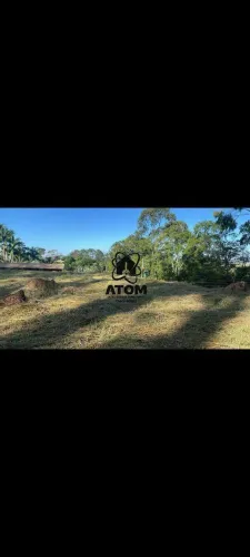 Terreno à venda em condomínio fechado