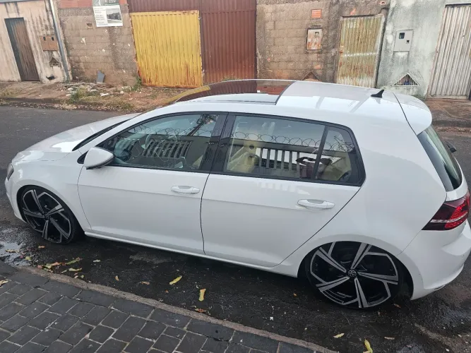 Volkswagen Golf Highline 1.4 TSI 140cv Aut. 2014
