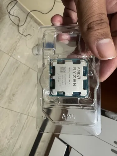 Processador Ryzen 5 7600x usado um pouco menos de 1 mes