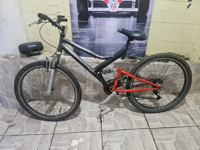 Bicicleta Houston Stinger 26