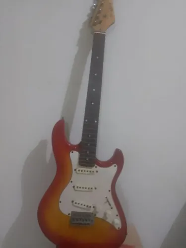 Guitarra Strinberg