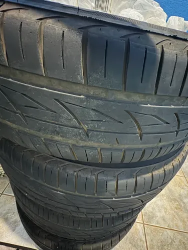 4 Rodas Aro 15 com Pneus Só Montar e Usar
