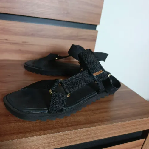 Sandália moleca de tira