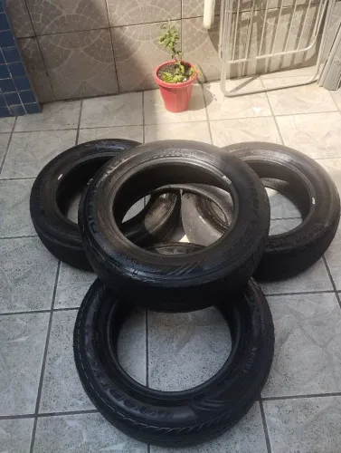 Pneus