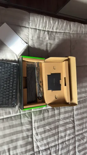 Teclado Razer Blackwidow v4 75%