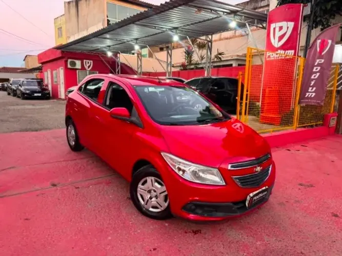 Chevrolet Onix Hatch LT 1.0 8V Flex Power Mec. 4P 2013