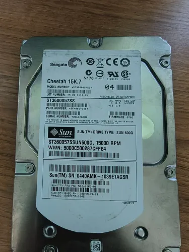 Lote 4 HDs SAS 600GB 15K 3.5" Servidor Sun Oracle / Seagate / Hitachi