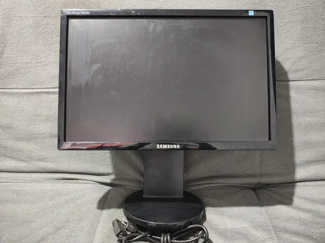 VENDO MONITOR SAMSUNG - 19 POLEGADAS