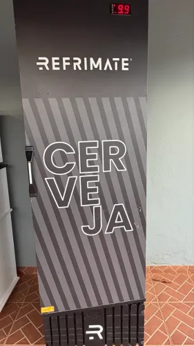 Cervejeira Porta Cega VCC-400 Refrimate
