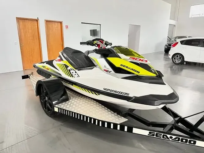 JET-SKI SEADOO RXP-X 300