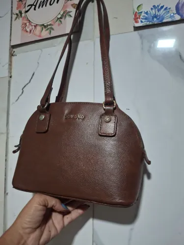 Vendo bolsa toda em couro Dumond 
