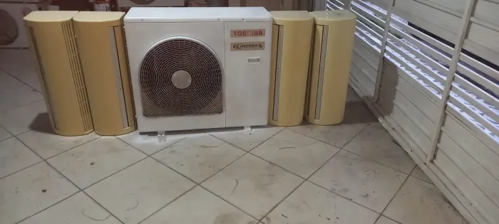 Quadrisplit Inverter Toshiba 4x10