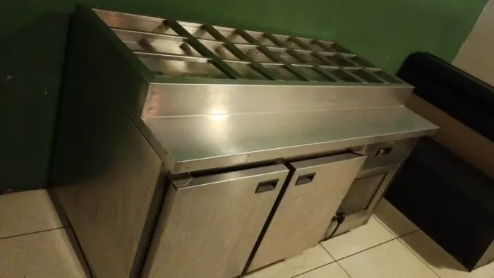 Balcão Refrigerado em Inox poke Profissional